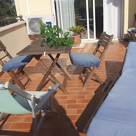 Ferienwohnung La Terrazza Sul Faro Fiumicino Exterior foto