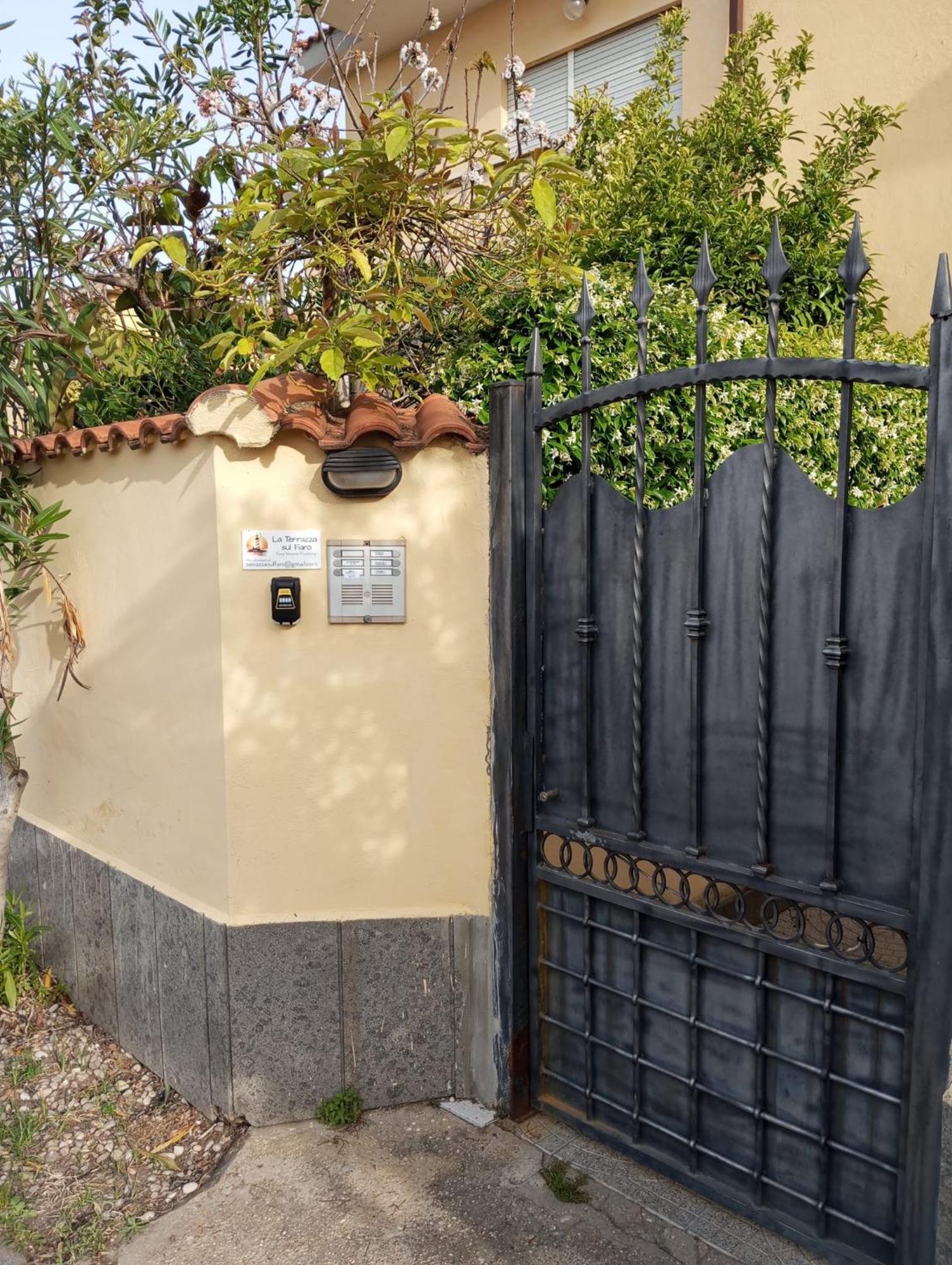 Ferienwohnung La Terrazza Sul Faro Fiumicino Exterior foto