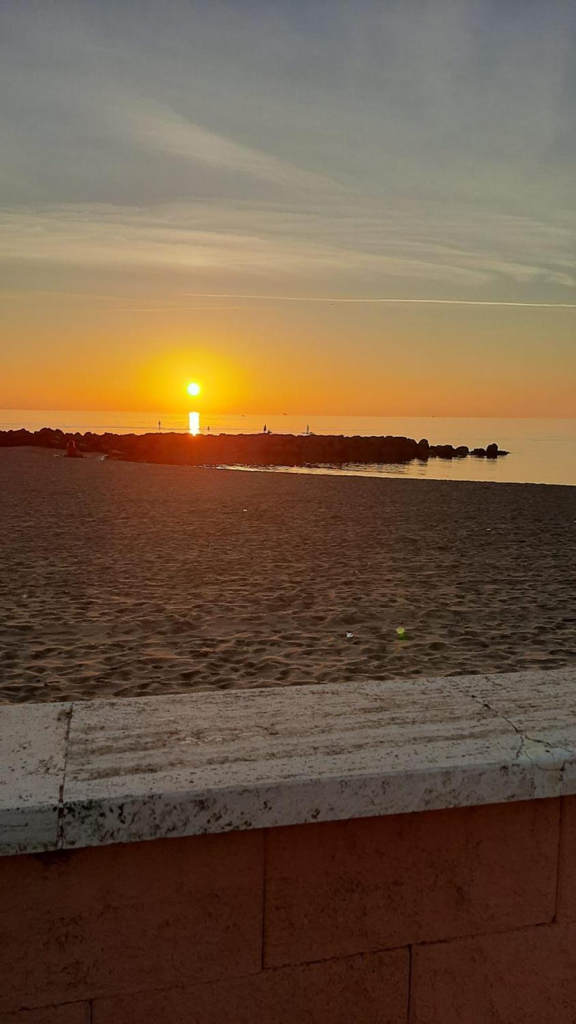 Ferienwohnung La Terrazza Sul Faro Fiumicino Exterior foto
